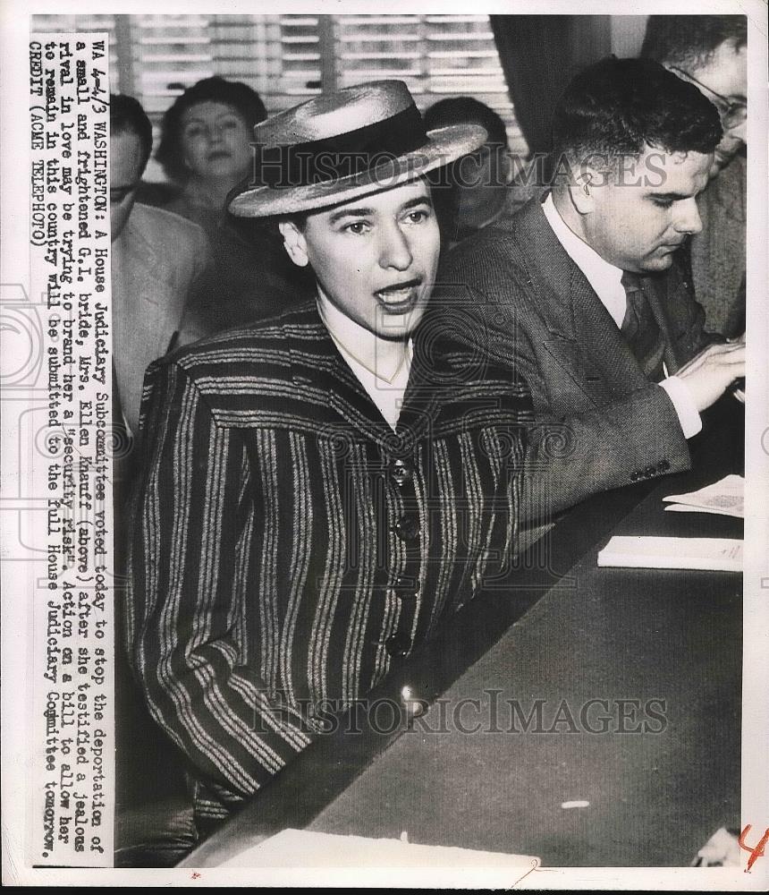 1950 Press Photo Mrs. Allen Knauff testifying at Judiciary subcommittee - Historic Images