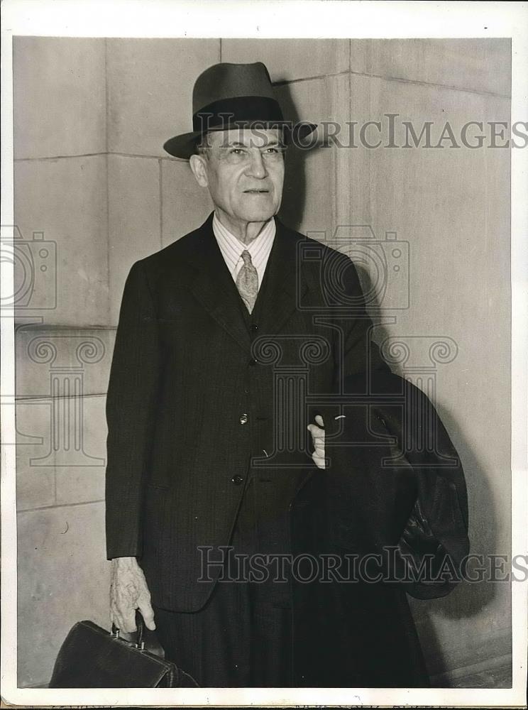 1944 Press Photo Eugene Nelson Sanctuary at federal court - Historic Images