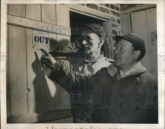 1948 Press Photo American Zinc & Chemical Comp Closed Employees - nea62040 - Historic Images