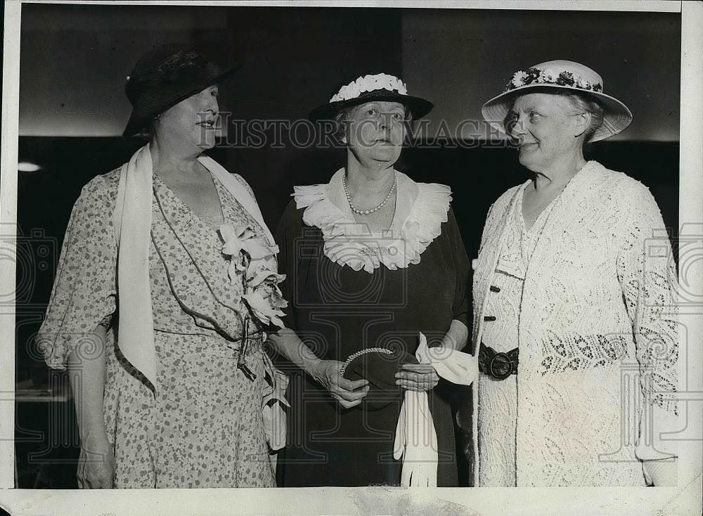 1934 Press Photo Mrs. Lavin &amp; Mrs. Harry Thomas President Of Women&#39;s Committee - Historic Images