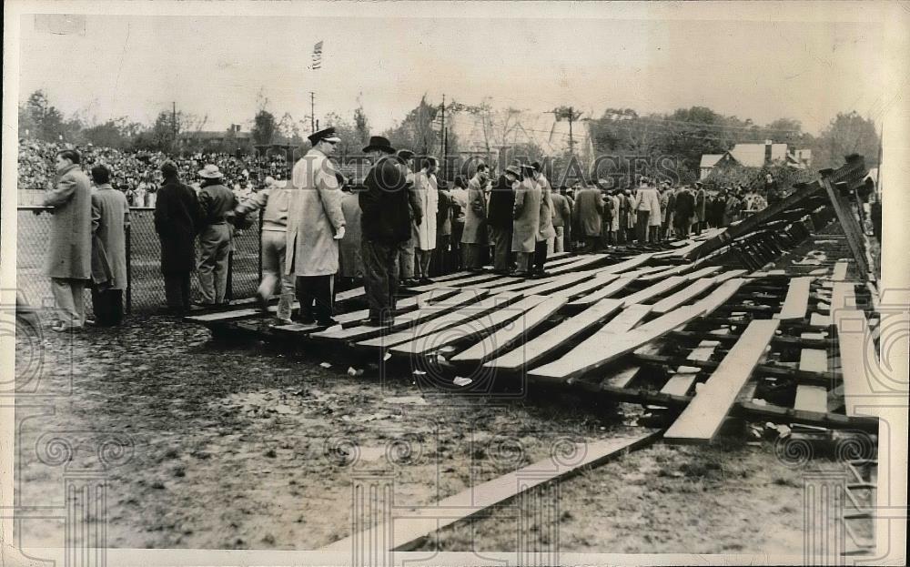 1947 Press Photo Collapsed bleachers at Washington University - nea57465 - Historic Images