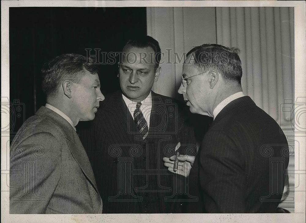 1936 Press Photo James Sullivan Rep. C. Jaspar Bell Conference - nea61140 - Historic Images