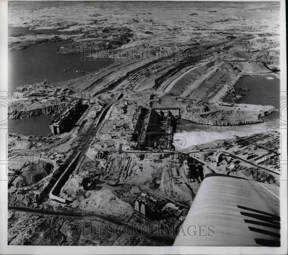 1967 Press Photo Aerial of Construction of Aswan Dam in Egypt - Historic Images