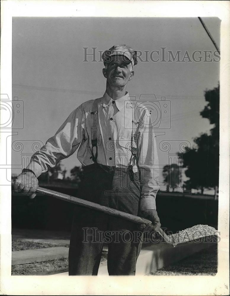 1943 Press Photo Charles Russell Baker native of Gettysburg - nea68444 - Historic Images