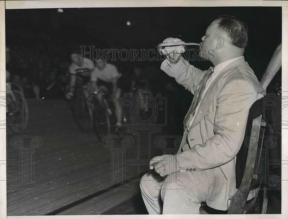 1938 Press Photo Tony Galento Bike Ride Madison Square Garden New Jersey - Historic Images