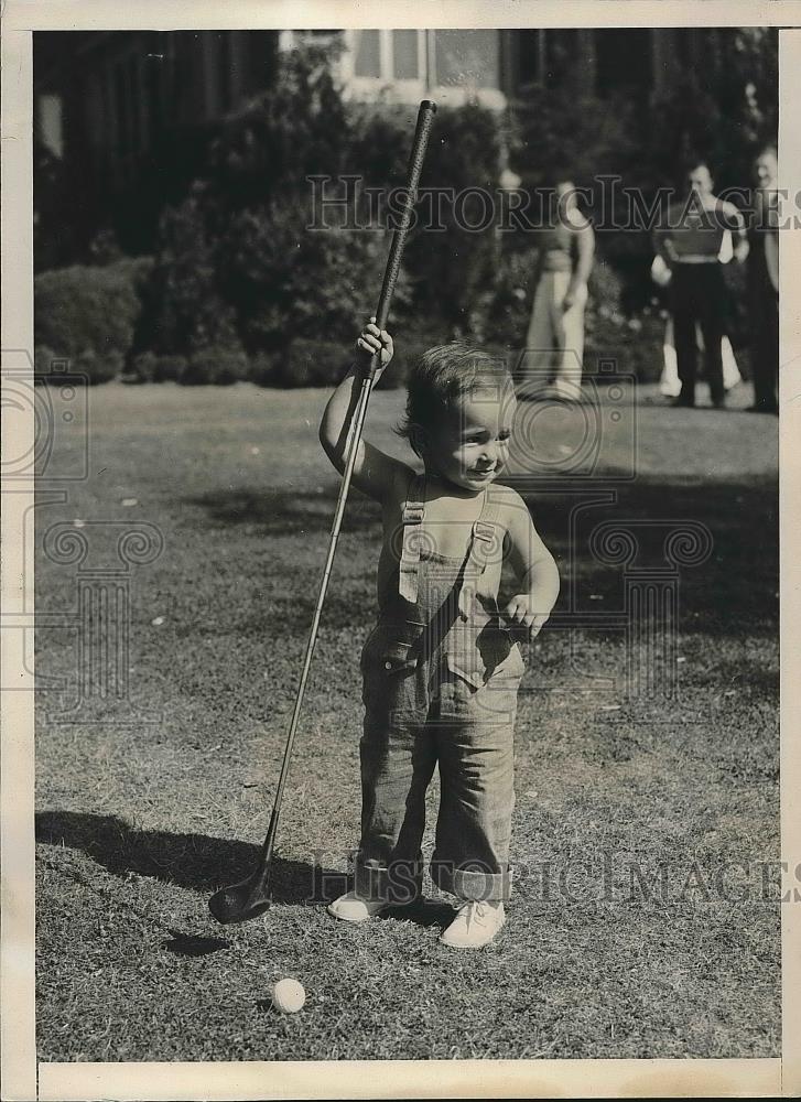 1936 Press Photo little Buddy Guldahl, son of pro golfer Ralph Guldahl - Historic Images