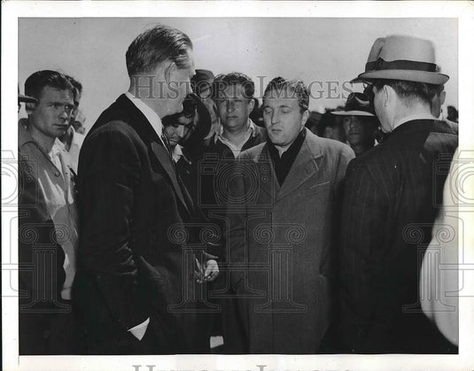 1941 Press Photo Edward Cheyfitz HL Harvill Union Strike Harvill Die Casting - Historic Images