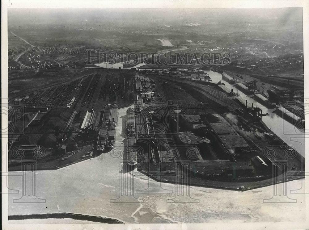 1938 Press Photo A harbor on the late lake - nea68552 - Historic Images