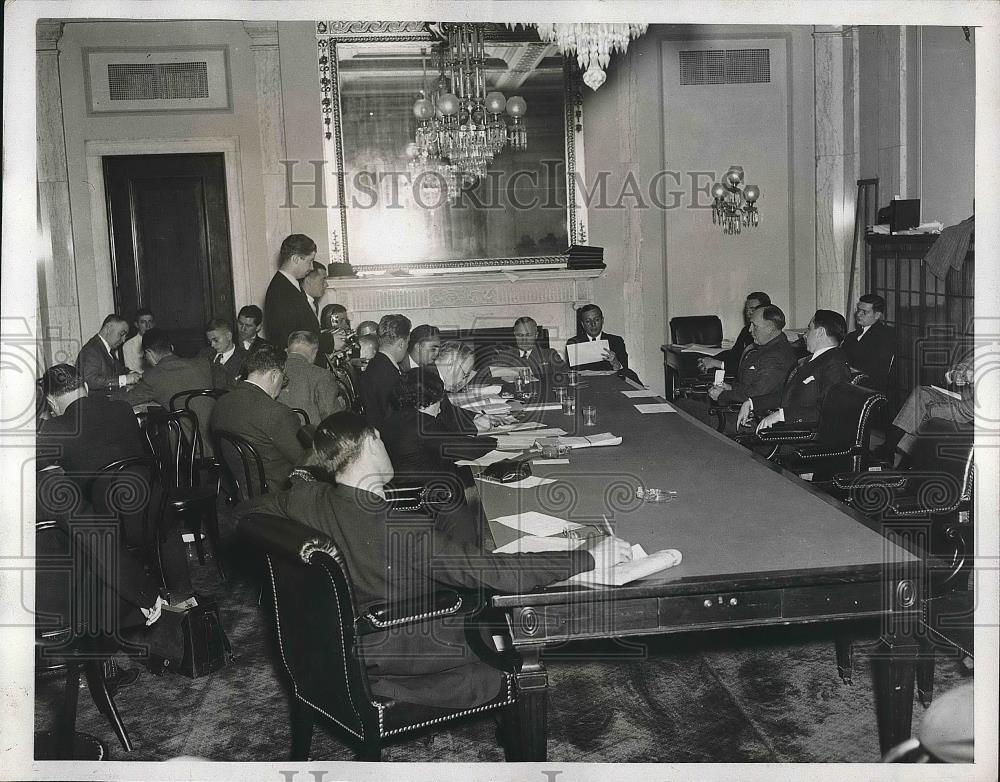 1937 Press Photo General view of Senate Committee in D.C. JP Murphy speaking - Historic Images