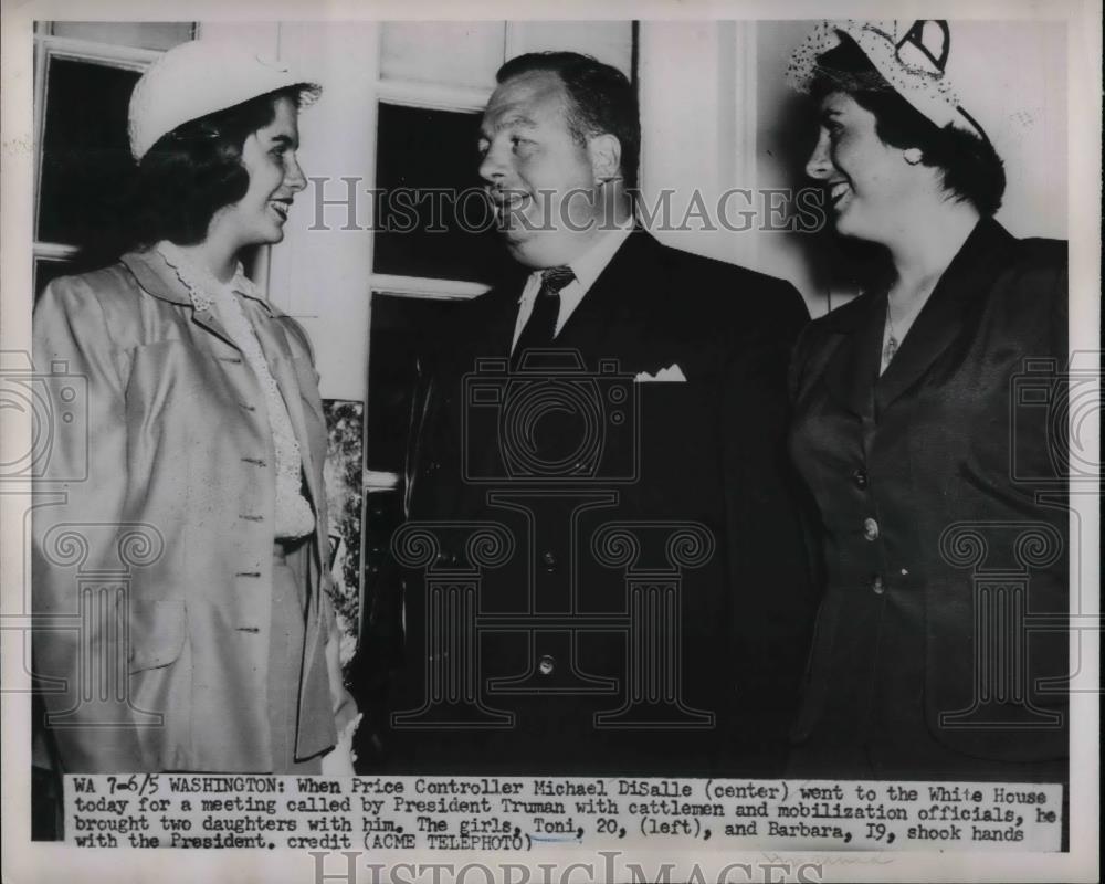 1951 Press Photo Price Controller . Michael DiSalle &amp; his daughters - nea66915 - Historic Images