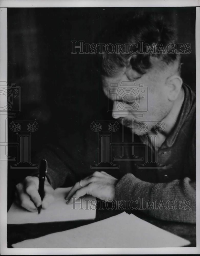 1952 Press Photo Russian held US POW, Lt Jno S. Quinn - nea65096 - Historic Images