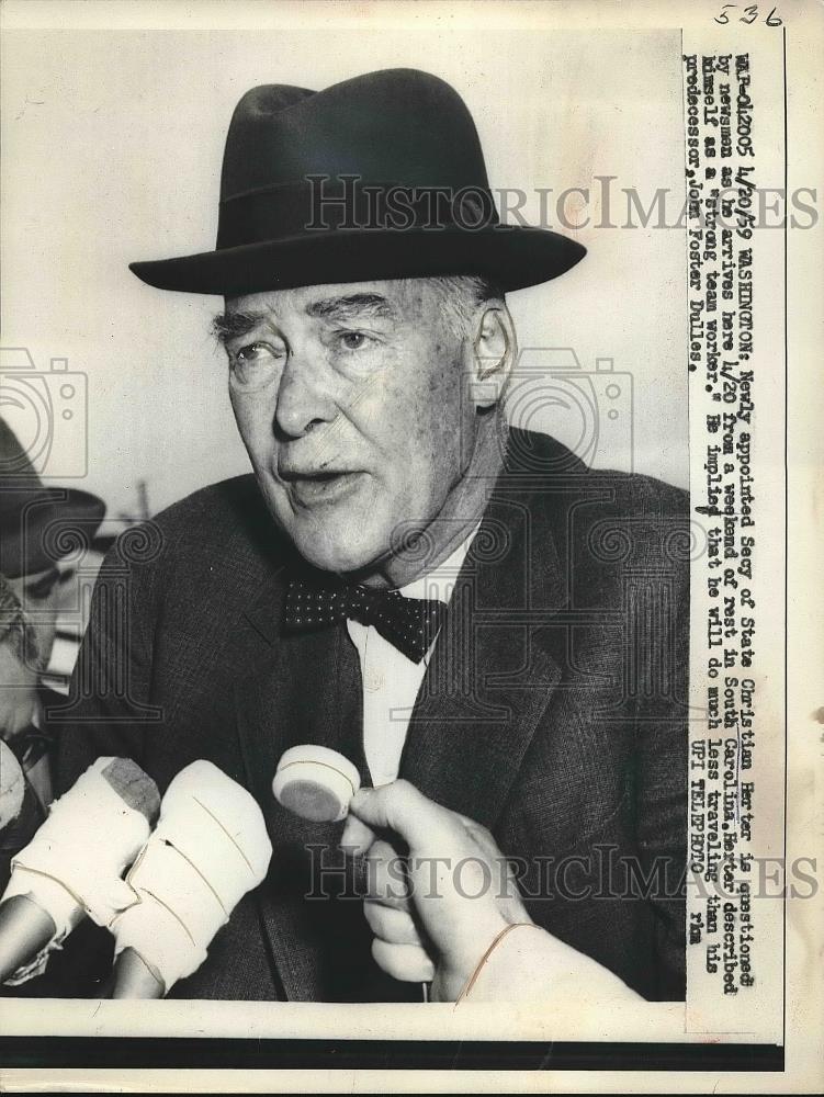 1959 Press Photo Secretary Of State Christian Herter Arriving In South Carolina - Historic Images