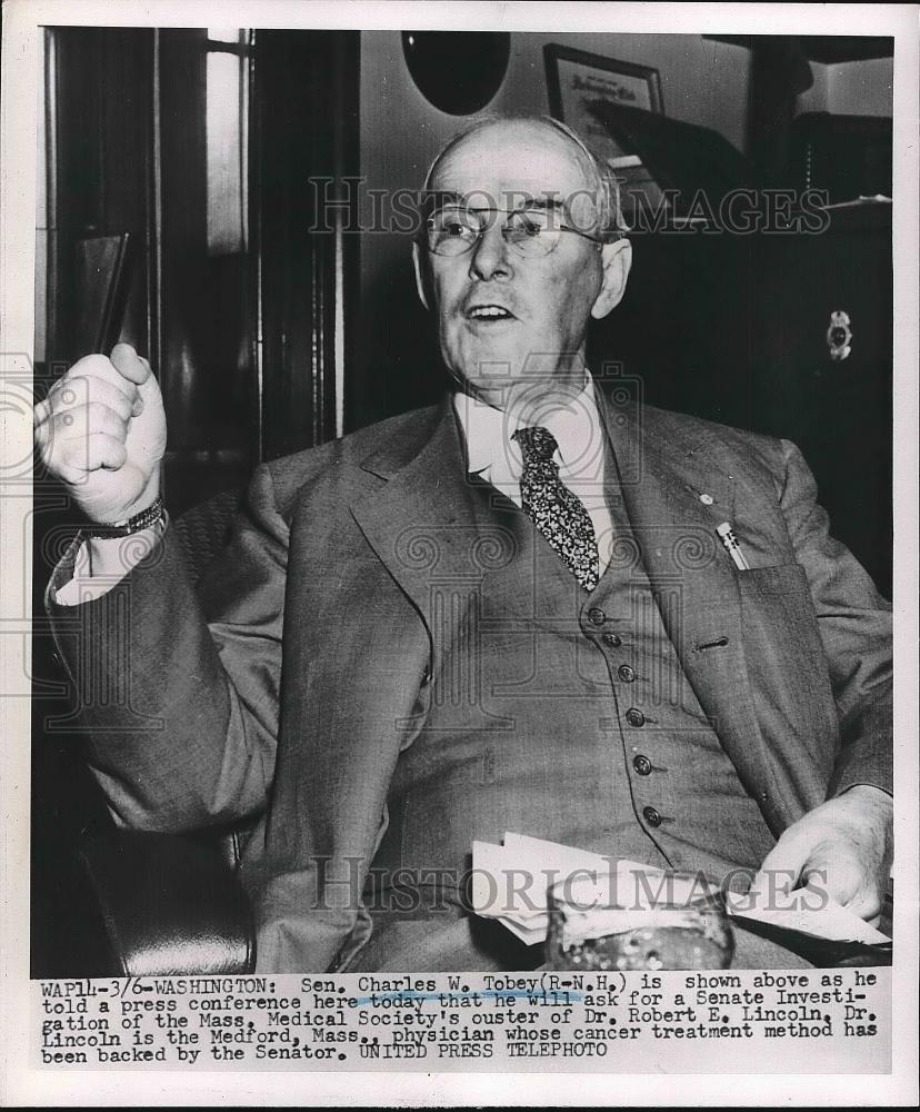 1952 Press Photo Senator Charles Tobey At Press Conference In Washington DC - Historic Images