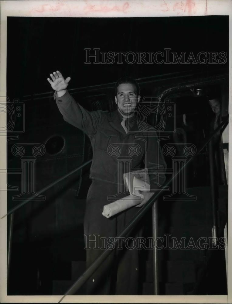 1945 Press Photo Corp. Billy Conn, contender for heavyweight ring - nea66643 - Historic Images