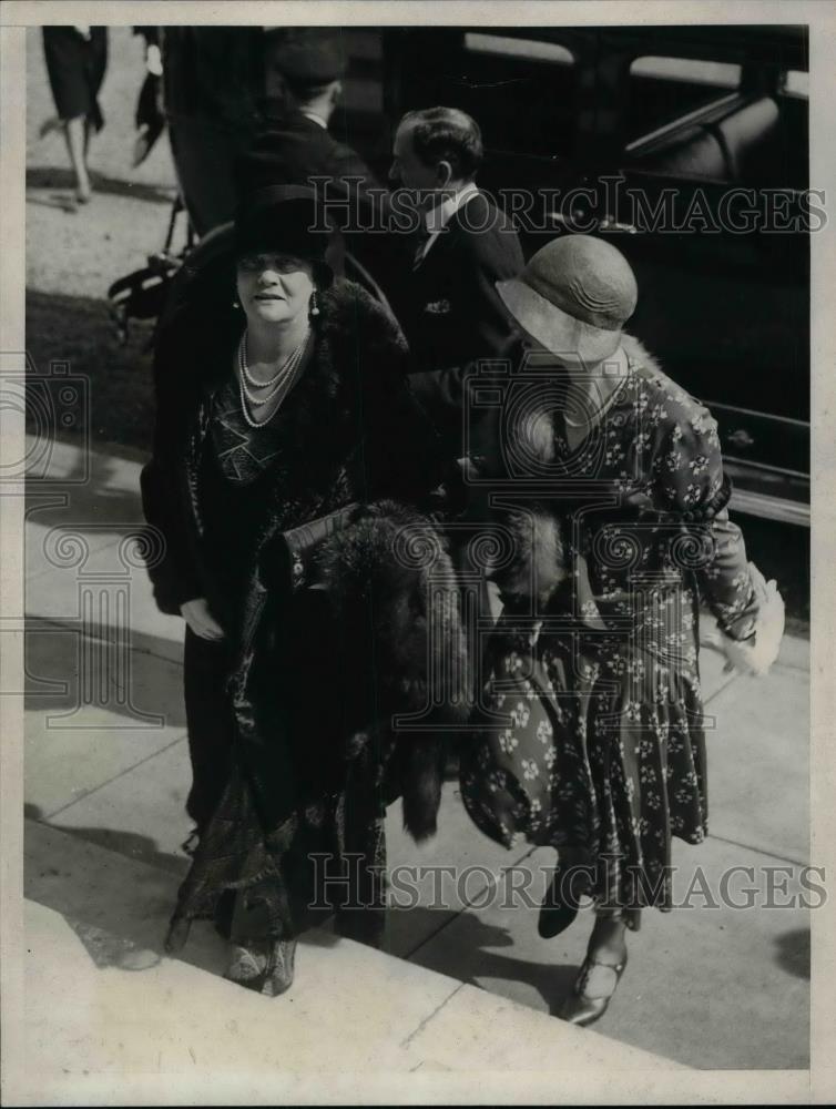 1930 Press Photo Mrs Dolly Gann, sister of VP Curtis at a gov. breakfast - Historic Images