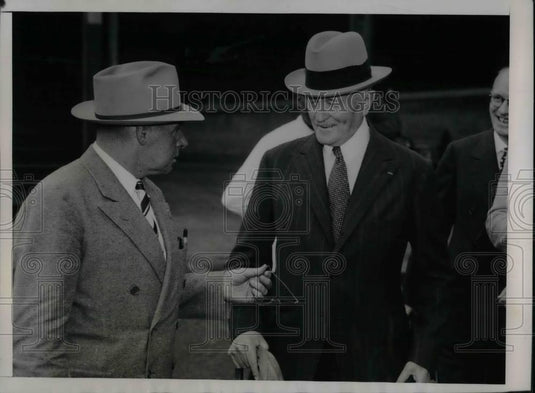 1930 Press Photo General John J. Pershing, aide Master Sgt. C. Shaeffer - Historic Images