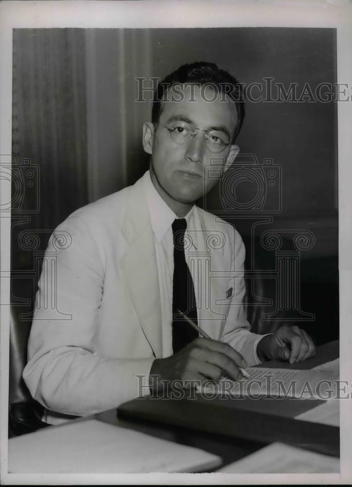 1935 Press Photo Social Security board member Arthur J. Altmeyer in D.C. - Historic Images