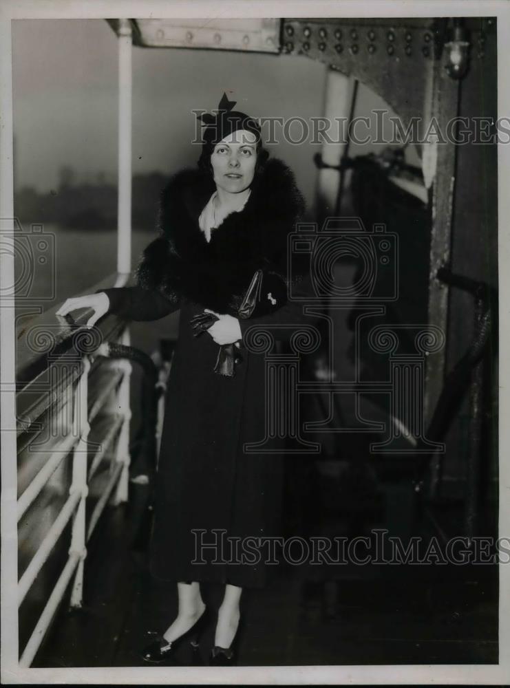 1935 Press Photo Elsa Sittell, New York, served 10 days in a German Prison - Historic Images