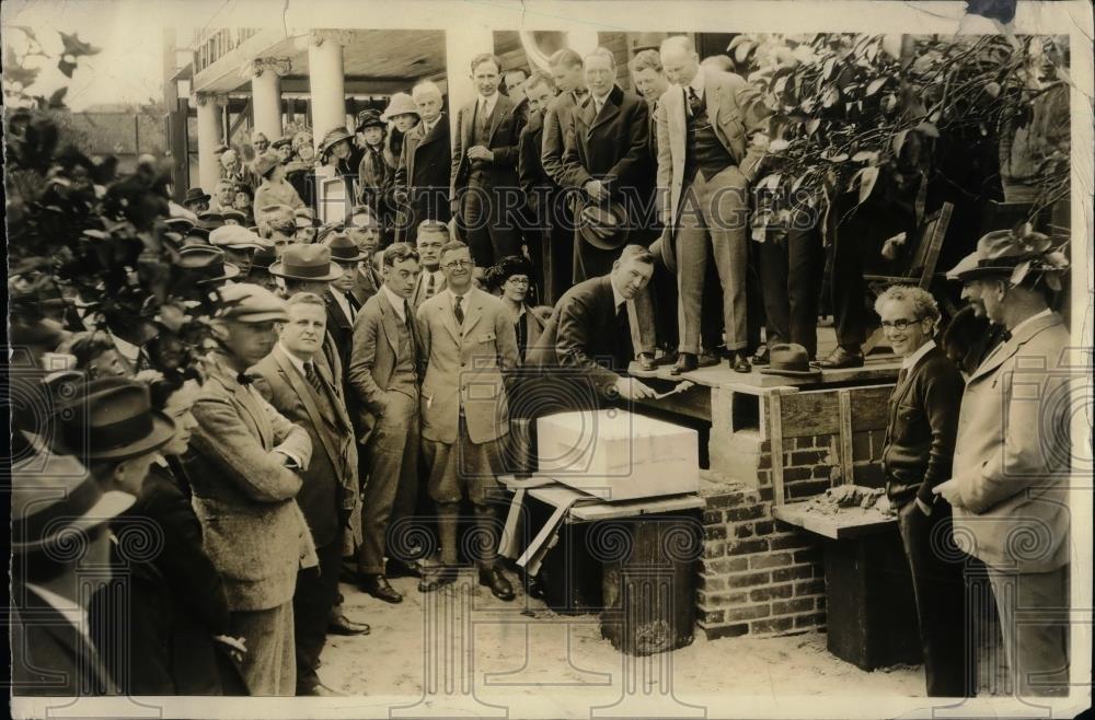 1928 Press Photo John R.Quinn of American Legion lay the cornesrtone of Orlando - Historic Images