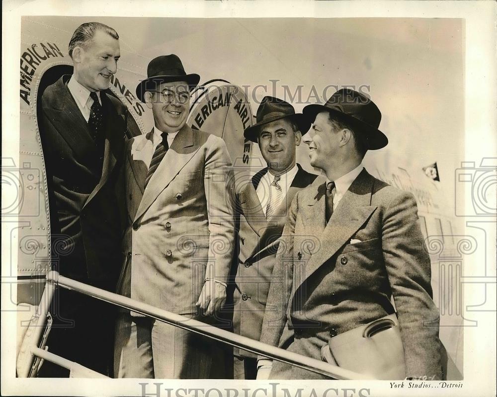 1940 Press Photo LB Murphy Frank Nealon Tod Reed Auto Lite Company RB Cave - Historic Images