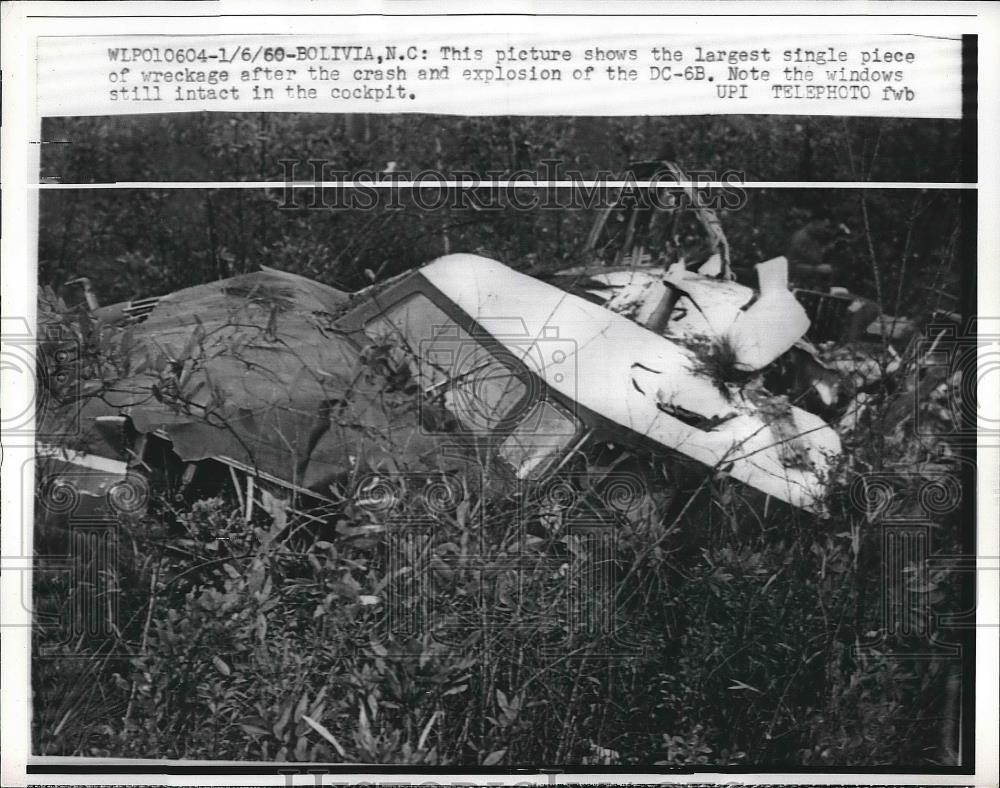 1960 Press Photo Bolivia, N.C. wreckage from a crashed DC-6B plane - Historic Images