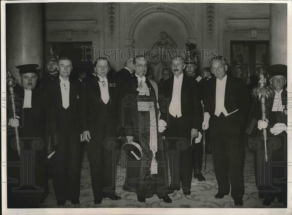 1938 Press Photo Professor Rousey, rector of University of Paris, &amp; visitors - Historic Images
