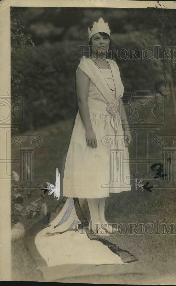 1927 Press Photo Coronation Ceremonies for Aurelia Adams - Historic Images