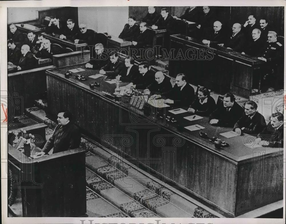 1953 Press Photo USSR Politician Georgi Malenkov During Conference - nea84843 - Historic Images