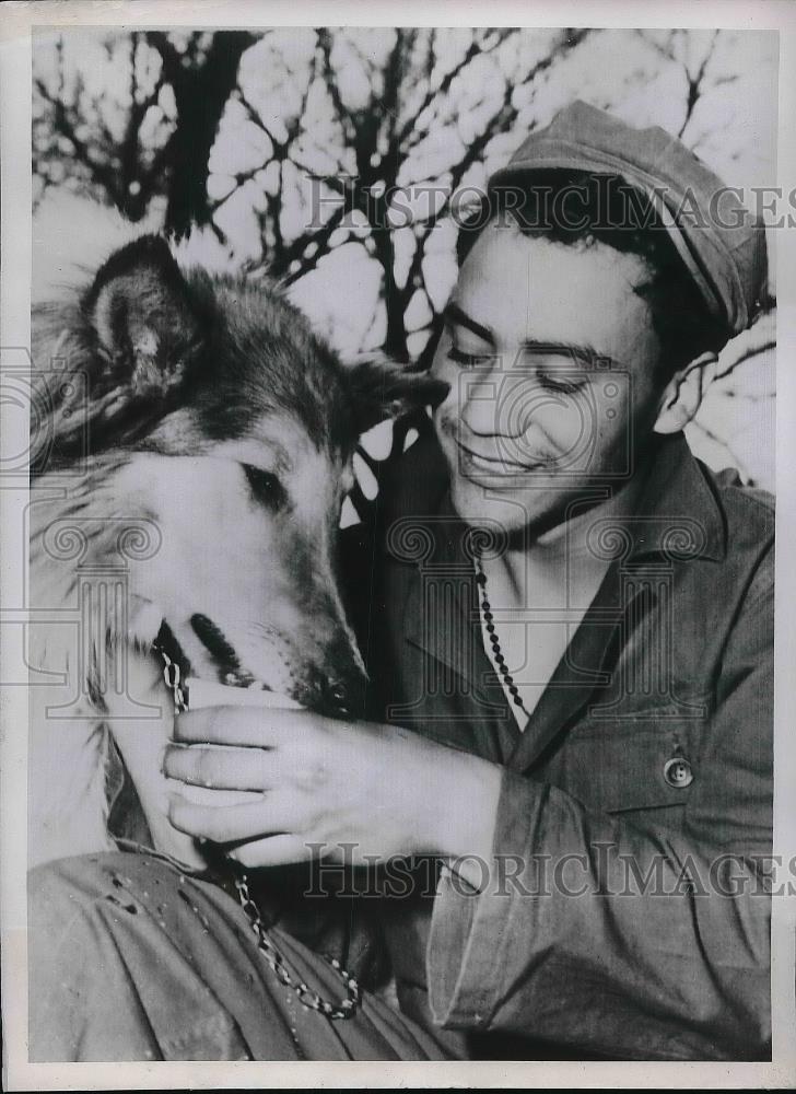 1952 Press Photo Chicago Man Jesse Lopez with Dog Driftwood in Omaha, Nebraska - Historic Images