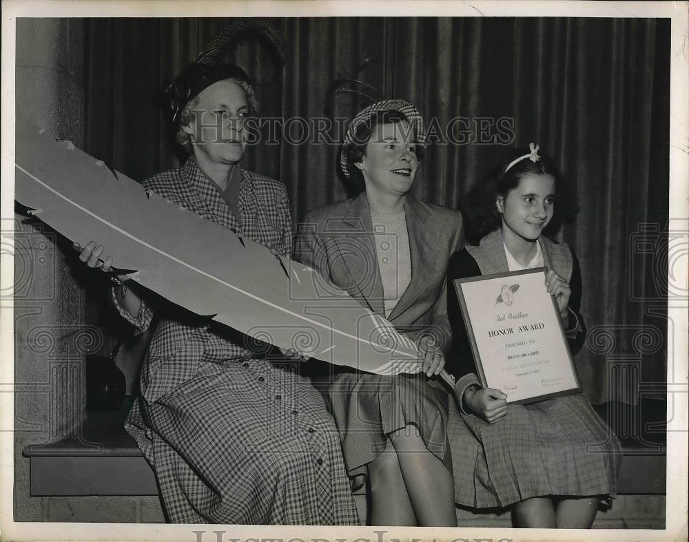 1950 Press Photo East End Neighborhood House Honor Award Winners - nea83423 - Historic Images