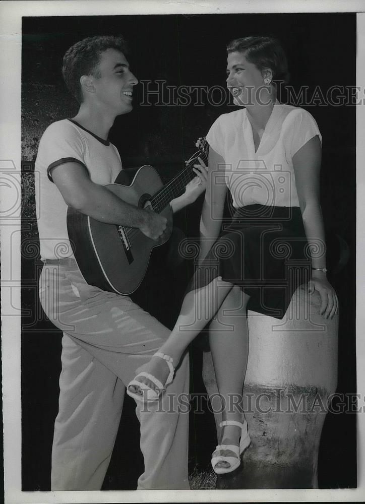 1950 Press Photo Miami, Fla. Nicky Silverio & Teresita Sotolongo, Cuban athletes - Historic Images