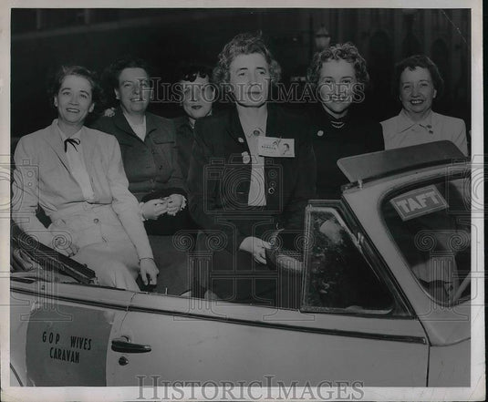 1950 Press Photo Troey Douglas Bender Brown & Dean Ride In GOP Wives Caravan - Historic Images