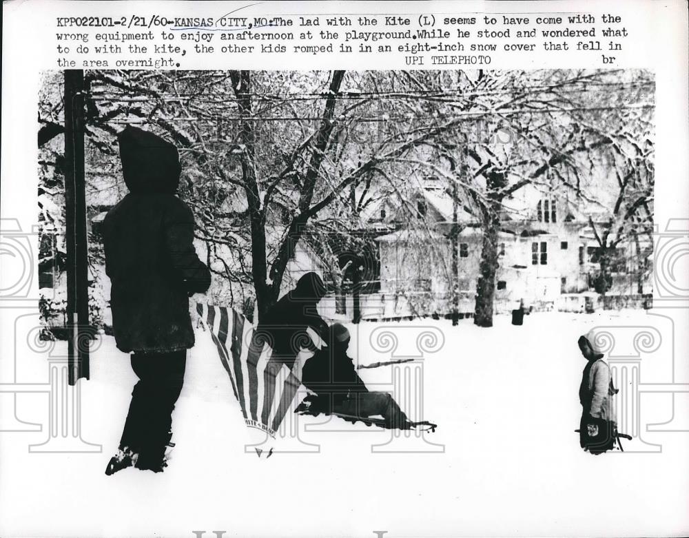 1960 Press Photo Kansas City Mo Lad with Kite in Snow - nea88991 - Historic Images