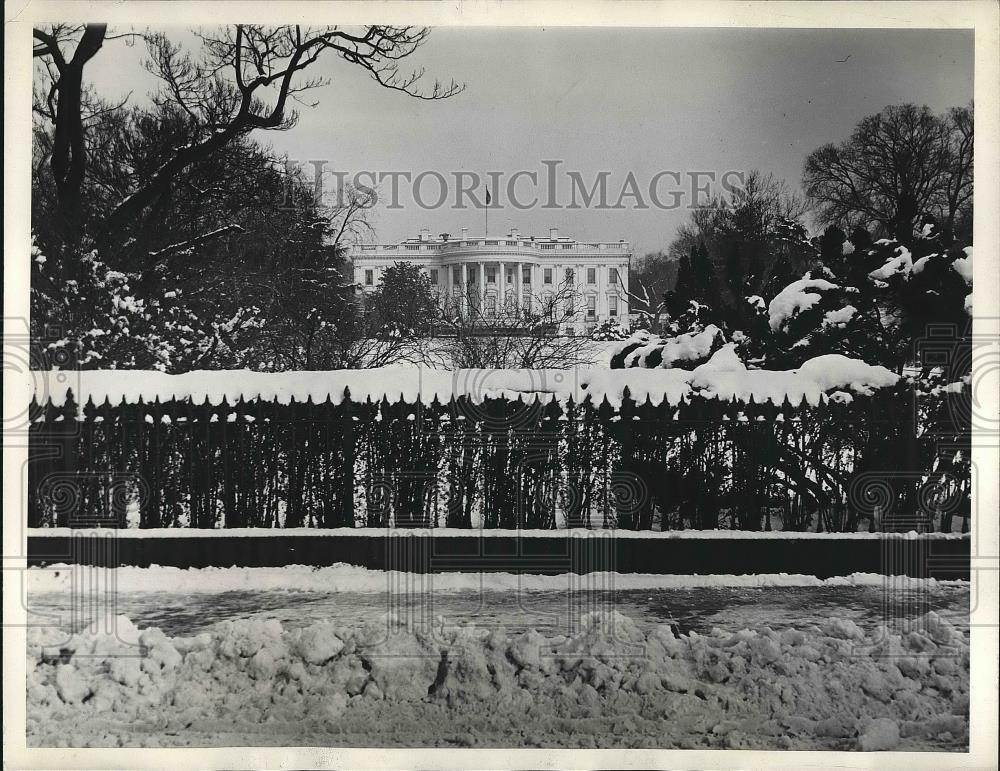 1934 Press Photo South potico of the White House in D.C. covered in snow - Historic Images