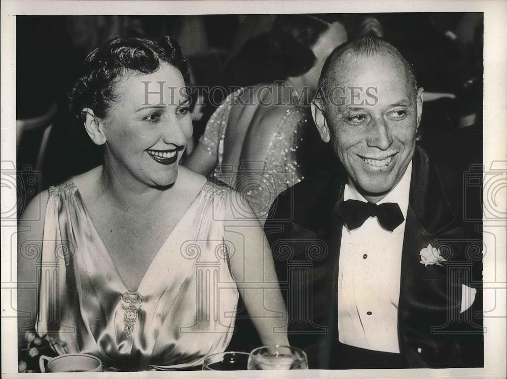 1939 Press Photo Mr. &amp; Mrs/ Edwin F Raynor of NY in Miami Beach - nea90586 - Historic Images