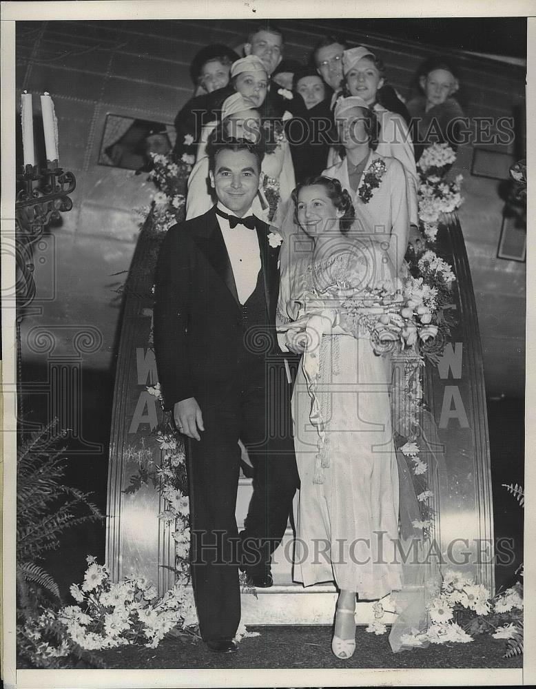 1938 Press Photo Robert D. Faulkner &amp; Bride Dorothy Koke During Ceremony - Historic Images