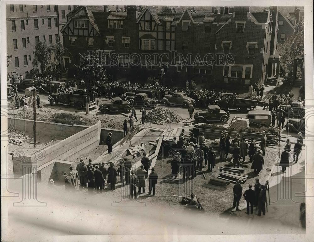 1935 Press Photo The crime scene of a missing girl, Shirley Evans, in Queens NY. - Historic Images