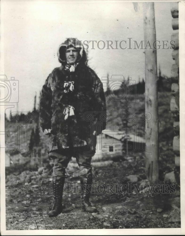 1931 Press Photo Shirley R. Cragg Dressed for winter - nea93126 - Historic Images