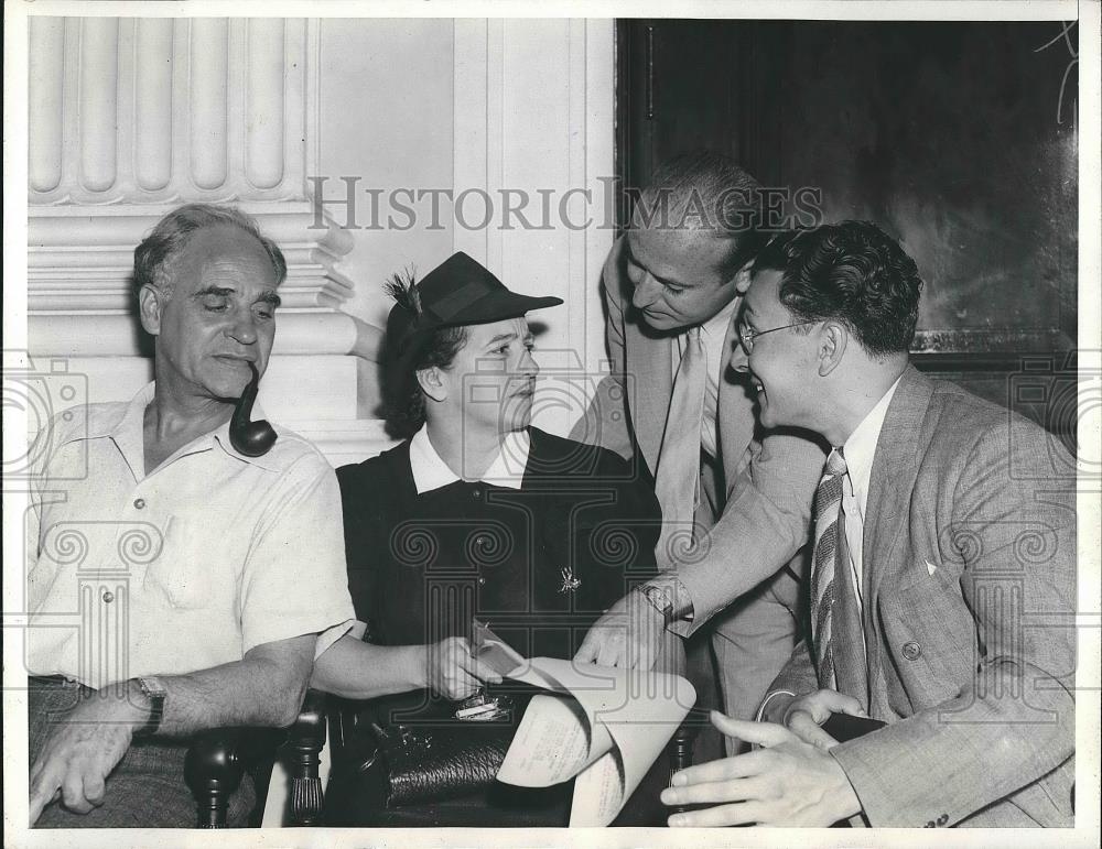 1938 Press Photo Witnessed wait to testify in Dies Committee Un-American Hearing - Historic Images