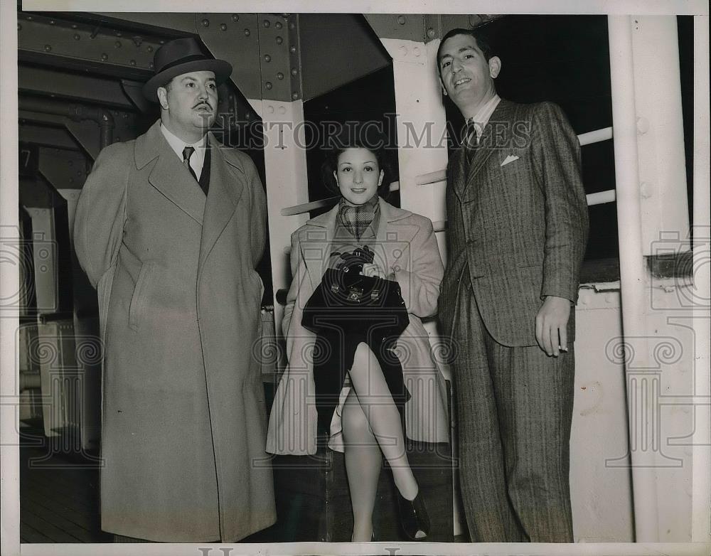 1937 Press Photo Dr. Rene Garzon, Alicia Vignoli &amp; Luis Ceasar Amadori on deck - Historic Images