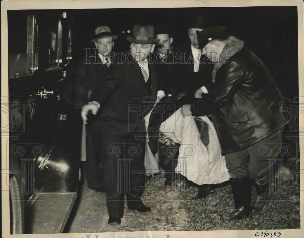 1937 Press Photo Muskegon,Wis, Mrs Mary Warzak &amp; family killed in explosion - Historic Images