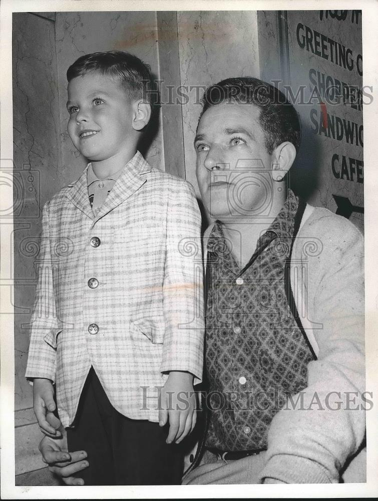 1961 Press Photo Varney &amp; Michael Smith - nea93520 - Historic Images