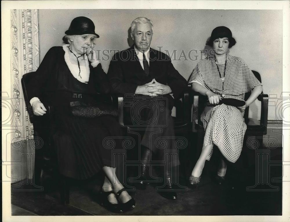 1933 Press Photo Joseph Herriman with his wife and daughter Mrs. Mariam Herriman - Historic Images