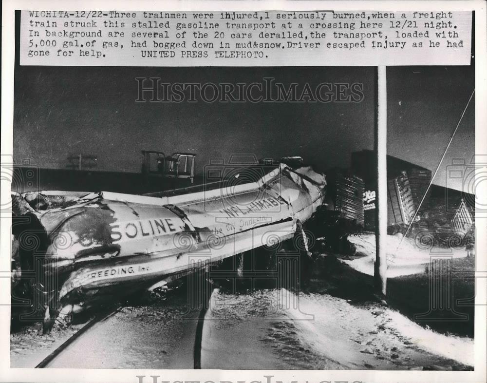 1953 Press Photo Wichita, kansas wreckage from a train crash - nea88641 - Historic Images