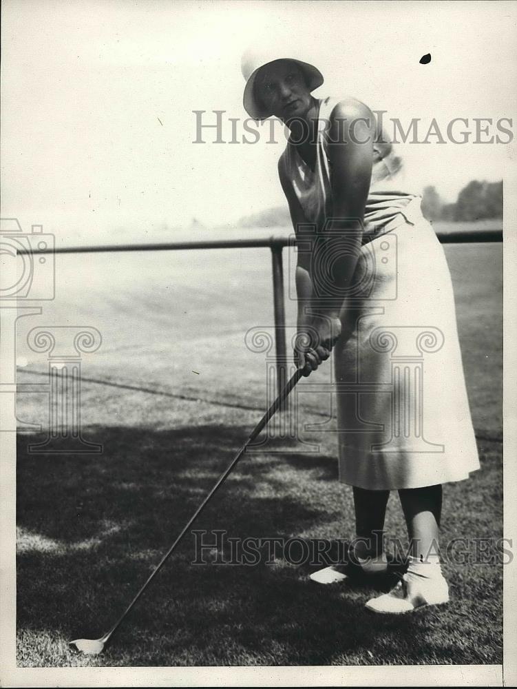 1931 Press Photo Mrs Harley Higbee Playing Golf Socialite - nea77211 - Historic Images