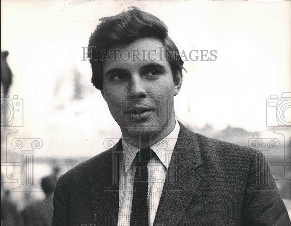 1967 Press Photo Jonathan Aitken in suit & tie - nea88530 - Historic Images