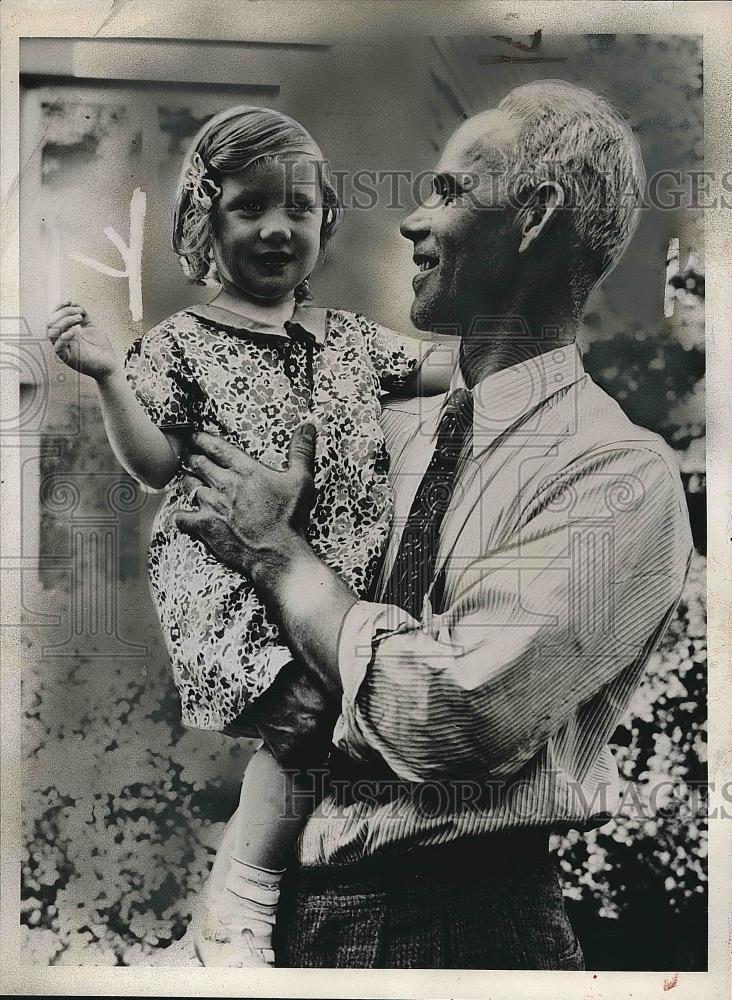 1938 Press Photo Betty Jane Hobbs Child Kidnapping Victim Luther Brafford - Historic Images