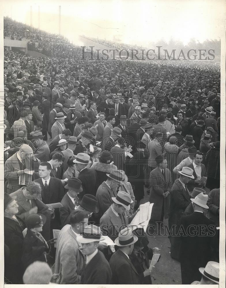 1936 Press Photo Crowds at Sant Anita race track in Calif. - Historic Images