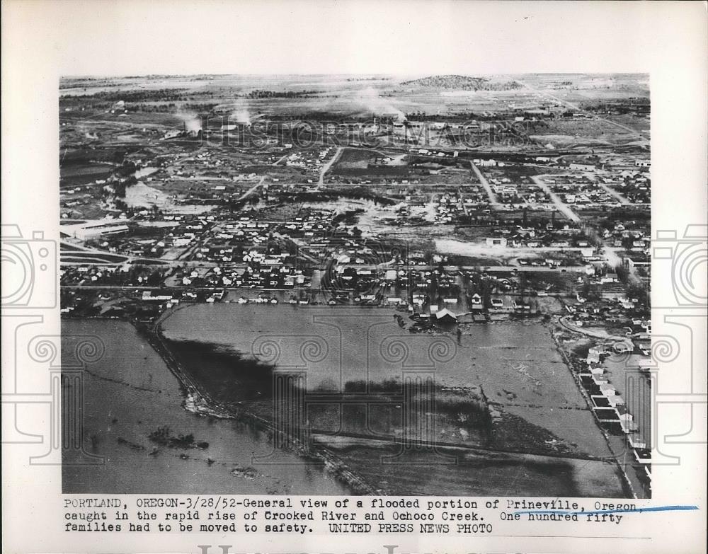 1952 Press Photo Aerial View of Flooded Prineville, Oregon from Crooked River - Historic Images