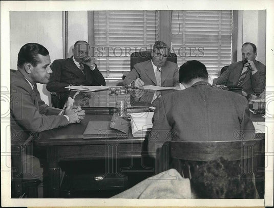1943 Press Photo Witnessed Ralph M.Gelvin testified at Dies Committee. - Historic Images